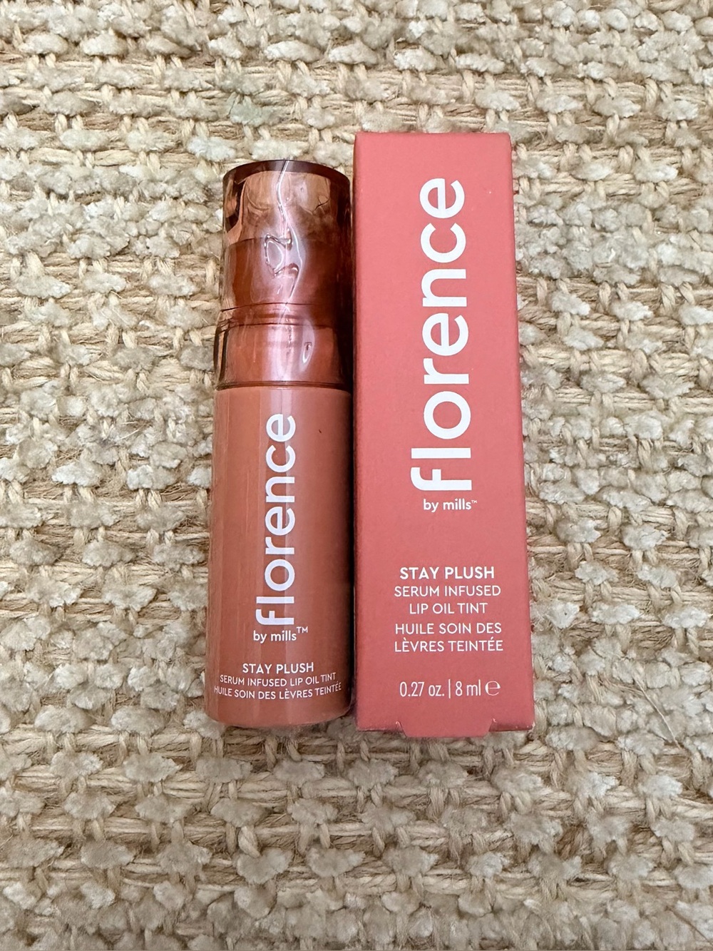 florence Stay Plush Serum-Infused Lip Oil Tint — 
COCONUT COLADA